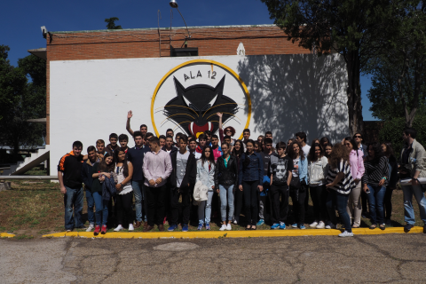 VISITA DE LOS ALUMNOS DE 4° ESO A LA BASE AÉREA DE TORREJÓN