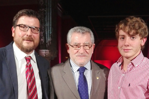 PREMIO EXTRAORDINARIO A SANTIAGO LÓPEZ MADRONA, ALUMNO DE LA ESO DE NUESTRO CENTRO.