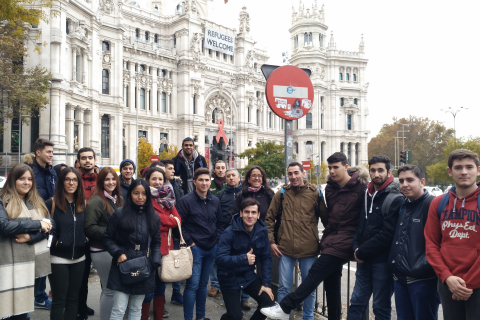 RECORRIDO ARQUITECTÓNICO-URBANÍSTICO POR EL CENTRO DE MADRID DE ALUMNOS DE 1º Y 2º DEL C.F.G.S DE PROYECTOS DE EDIFICACIÓN. 